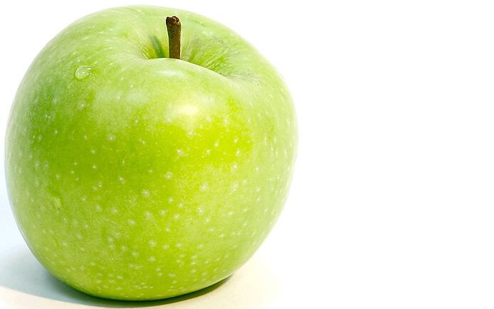 Seznam dovoljenih živil na ajdovi dieti vključuje jabolka